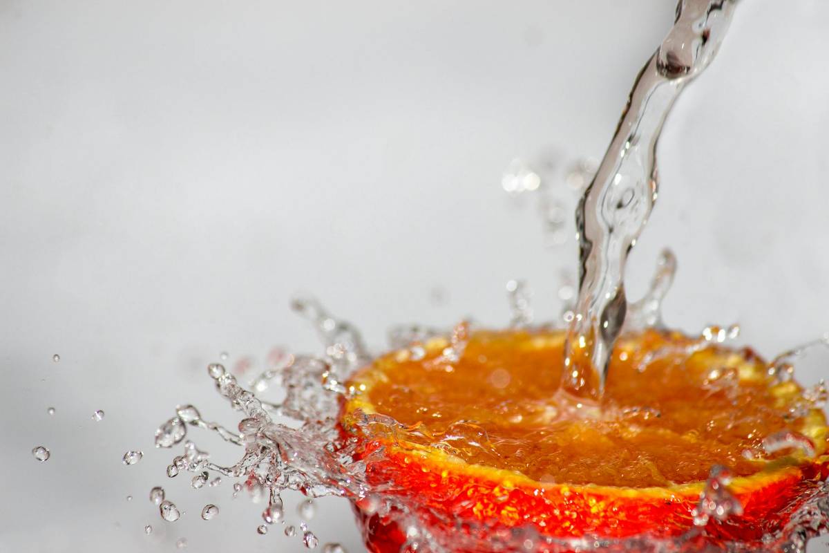 The Role of Hydration in a Healthy Diet
